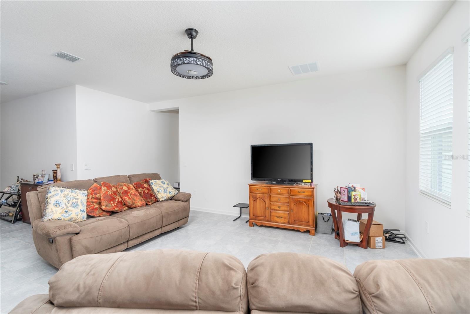 853 LAUREL VIEW WAY, GROVELAND, FL, 34736