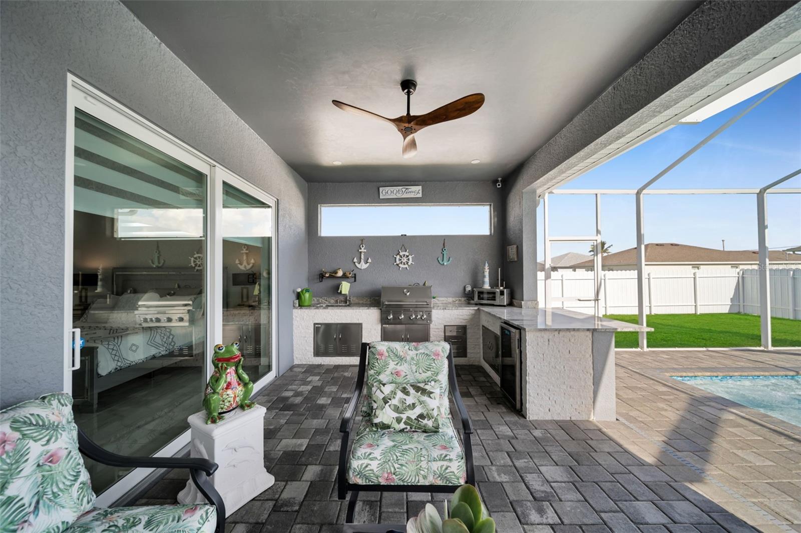 1214 EMBERS PKWY W, CAPE CORAL, FL, 33993