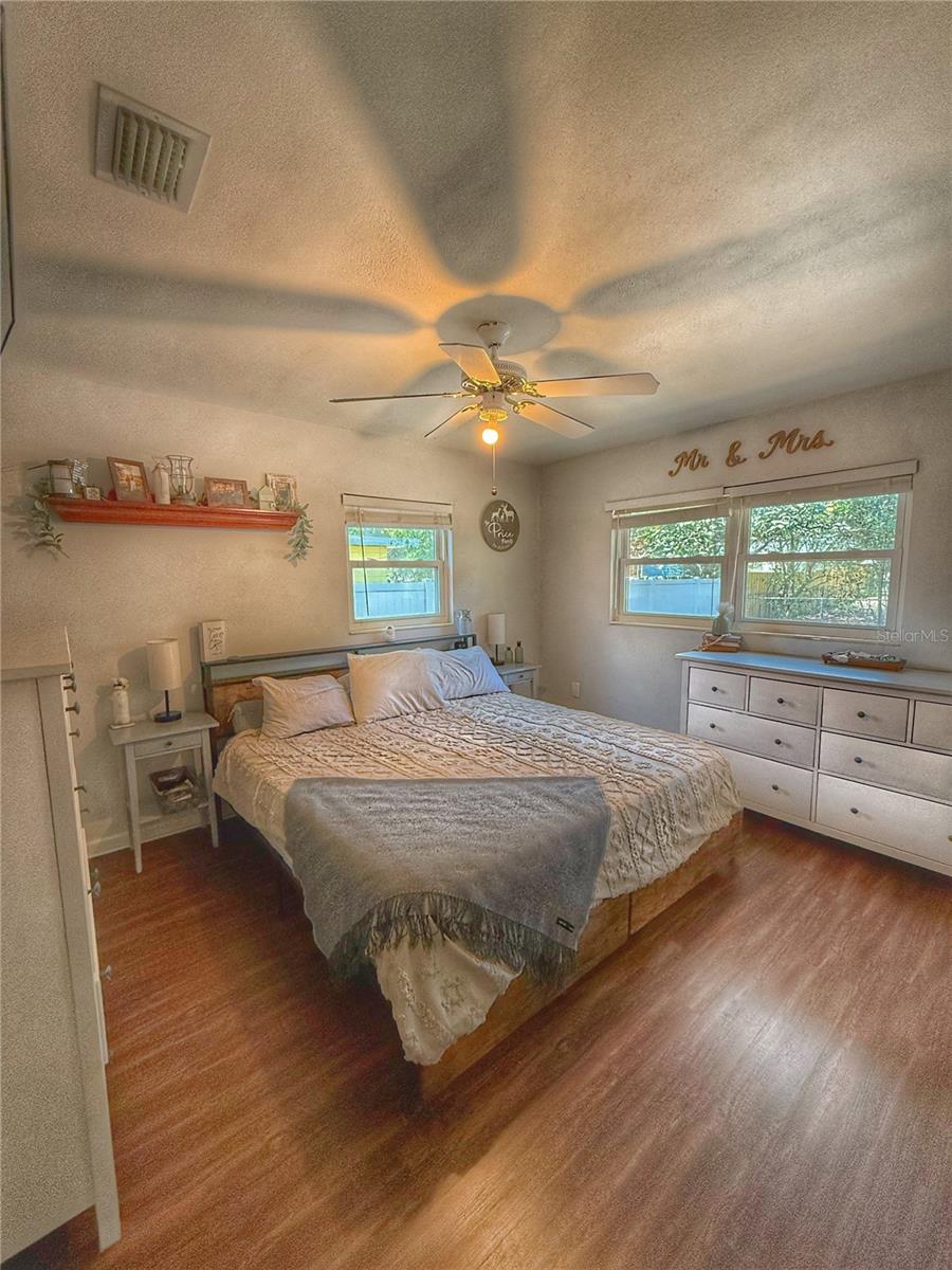 802 HASELTON ST, EUSTIS, FL, 32726