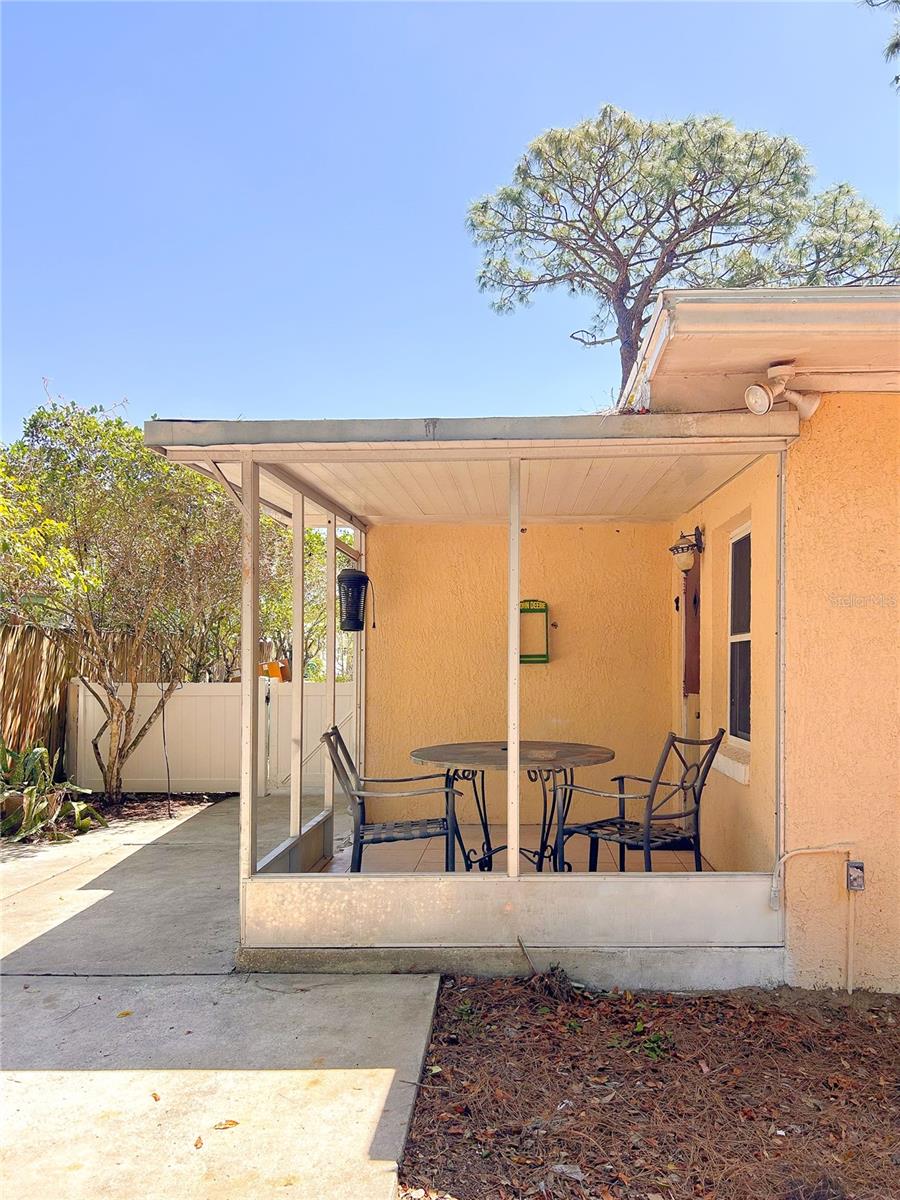 802 HASELTON ST, EUSTIS, FL, 32726