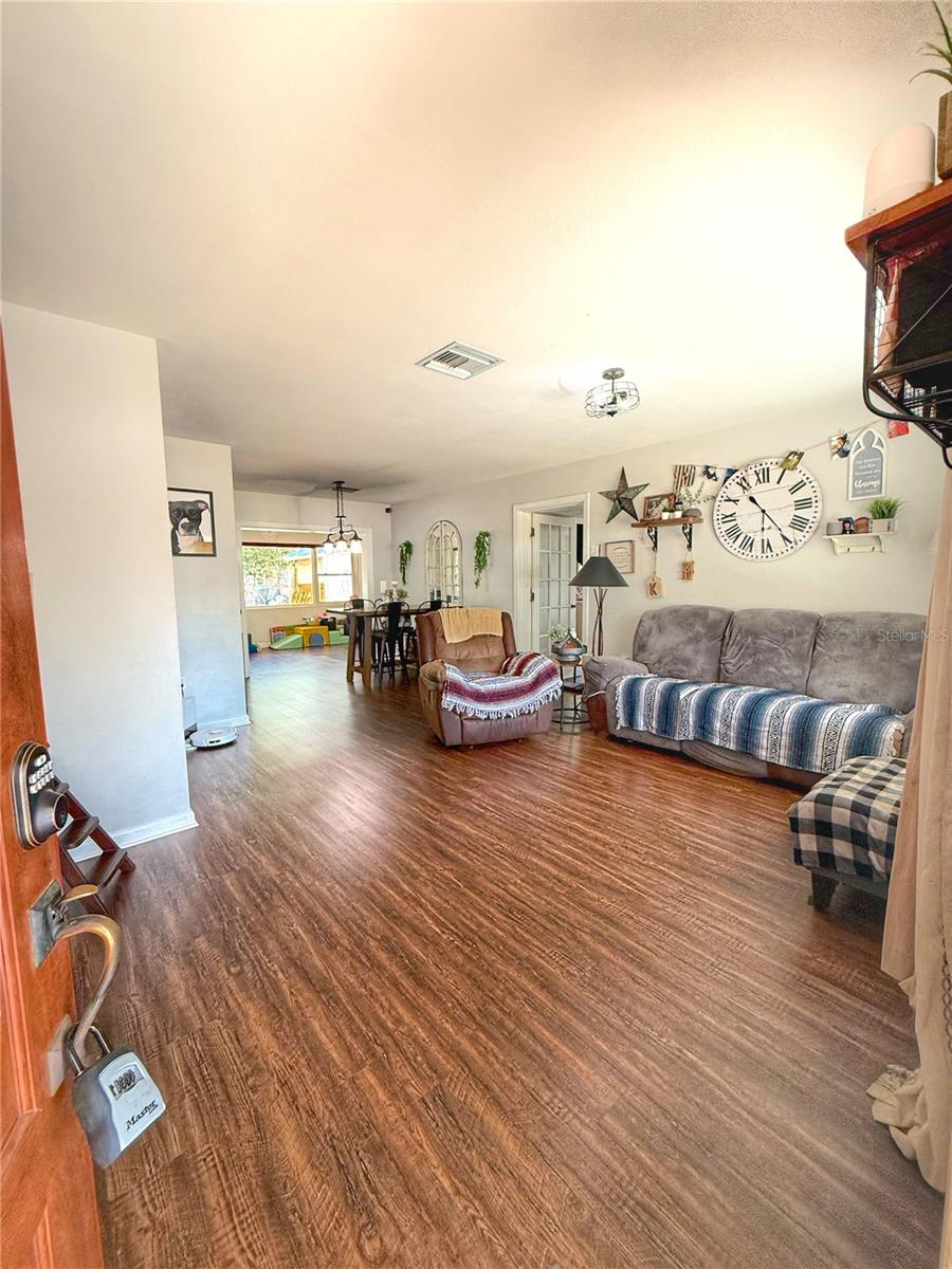 802 HASELTON ST, EUSTIS, FL, 32726