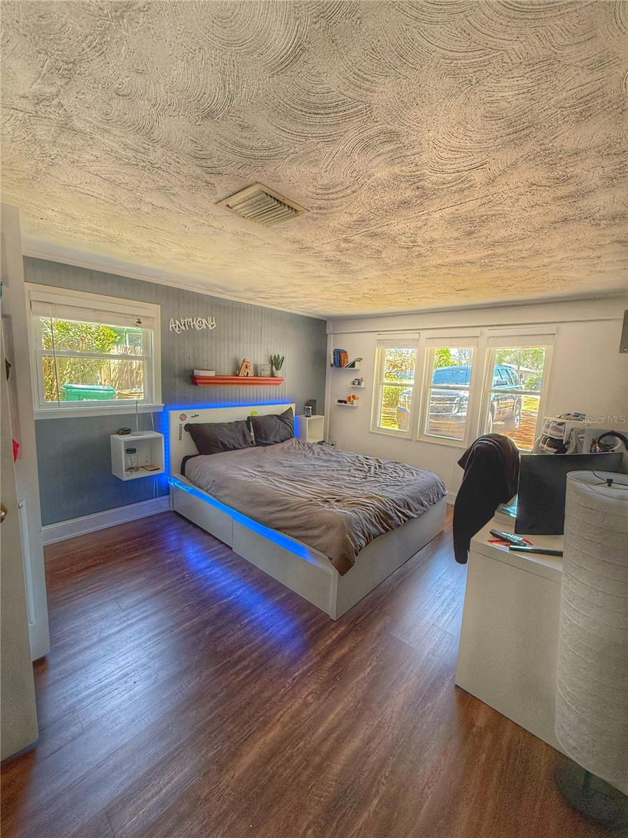 802 HASELTON ST, EUSTIS, FL, 32726