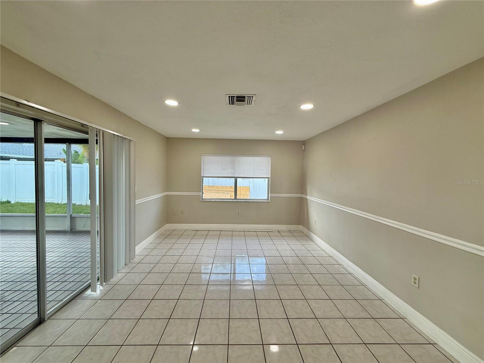 11612 PAINTED HILLS LN, TAMPA, FL, 33624