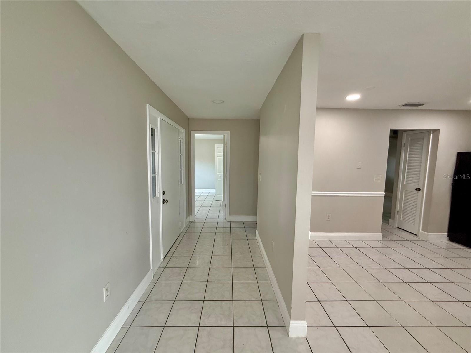 11612 PAINTED HILLS LN, TAMPA, FL, 33624