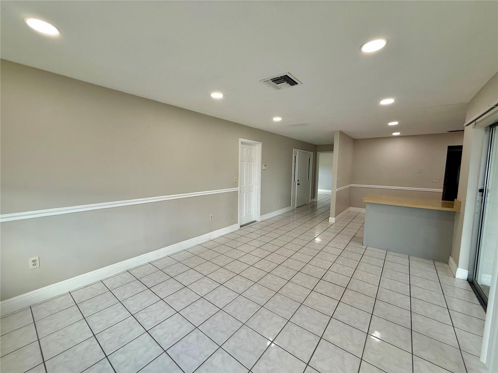 11612 PAINTED HILLS LN, TAMPA, FL, 33624