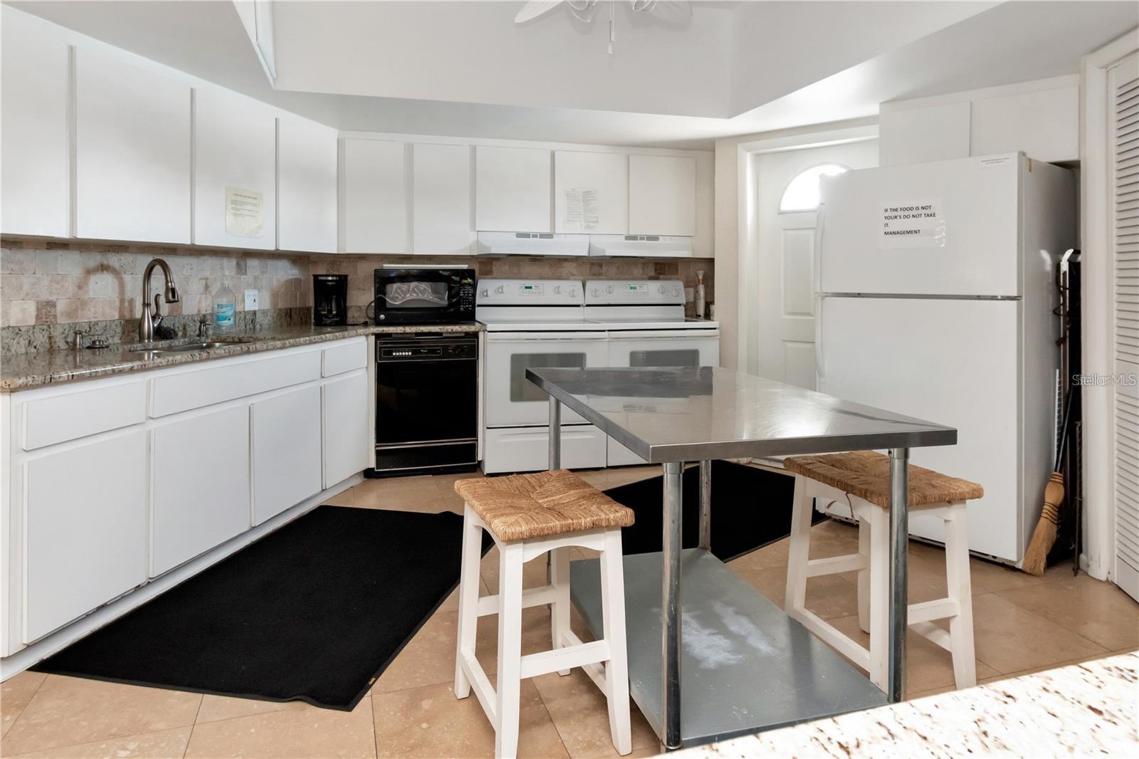 10351 REGAL DR #8, LARGO, FL, 33774