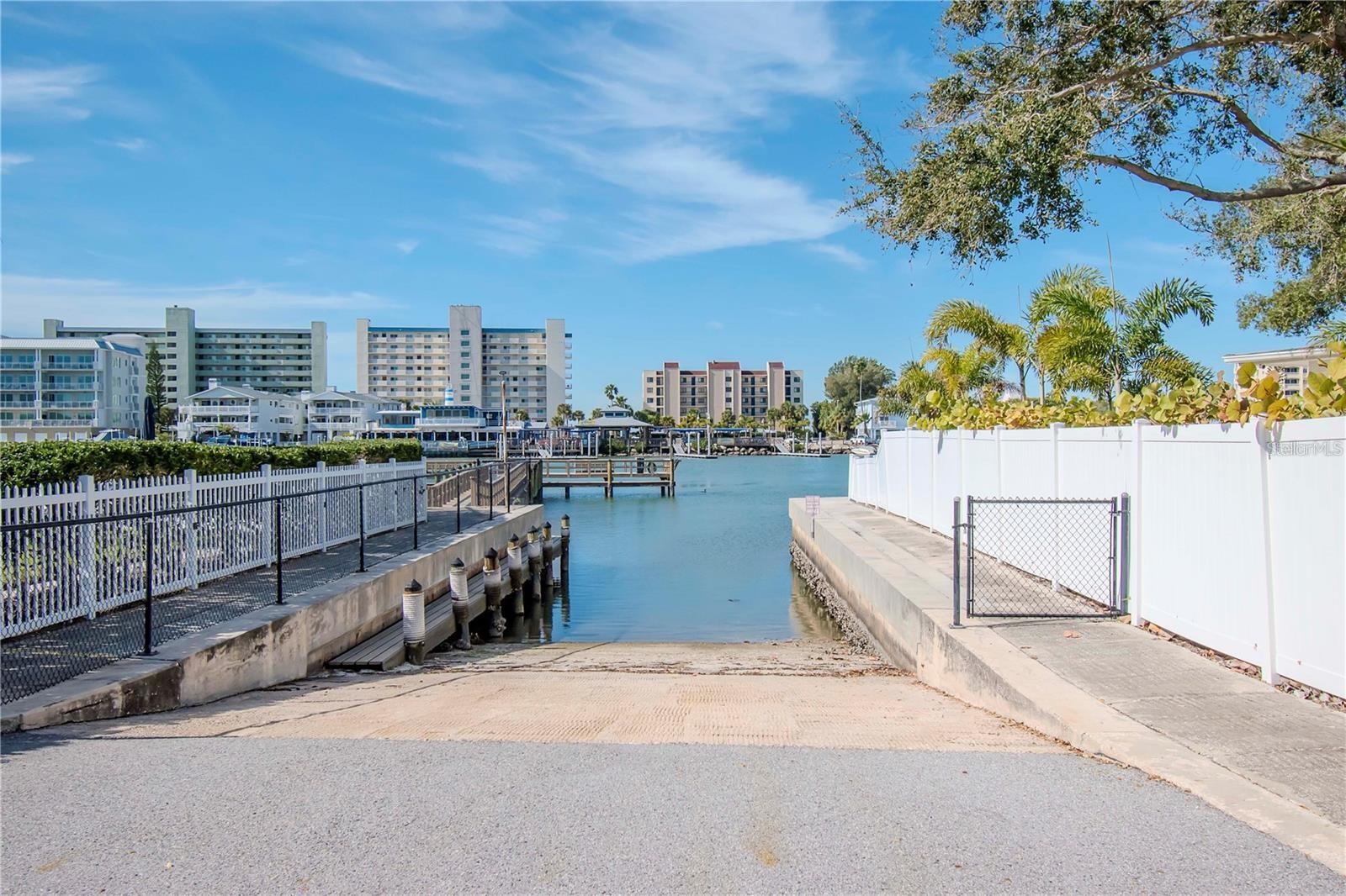 10351 REGAL DR #8, LARGO, FL, 33774