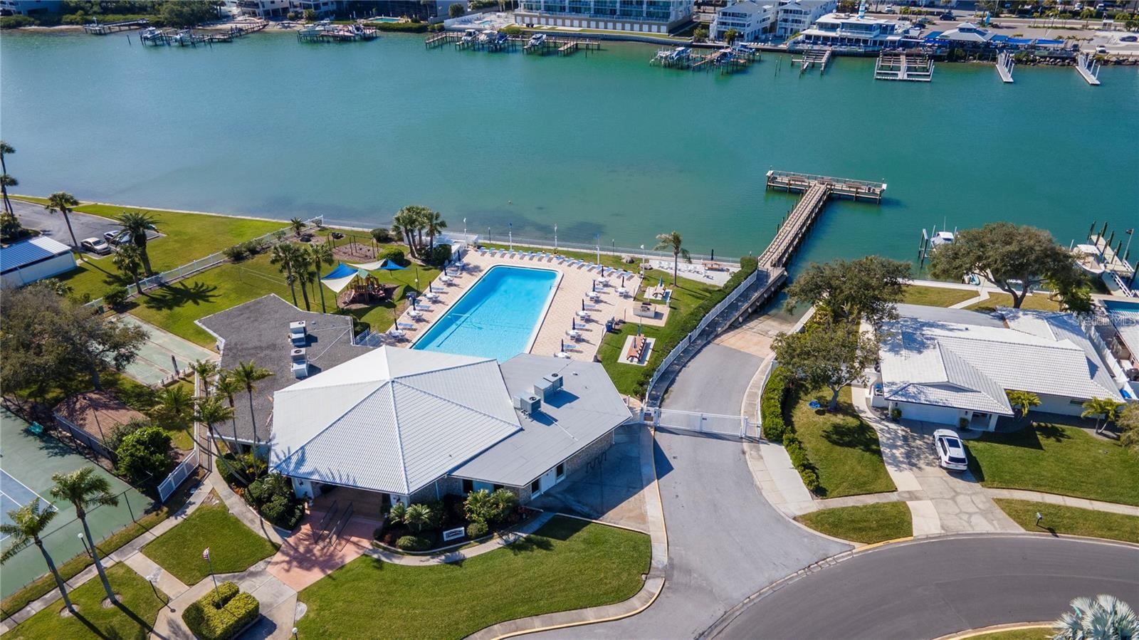 10351 REGAL DR #8, LARGO, FL, 33774