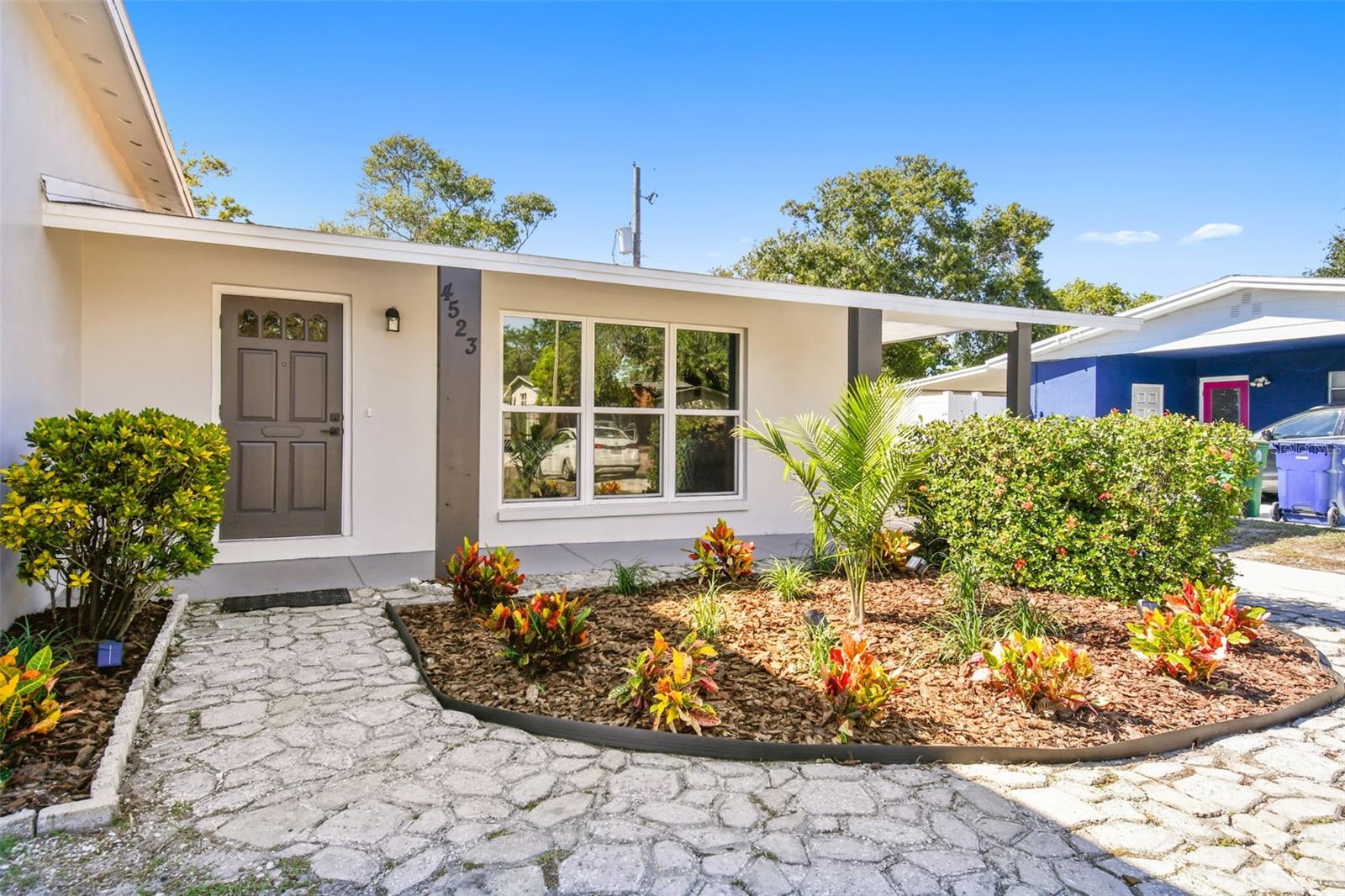 4523 S GAINES RD, TAMPA, FL, 33611