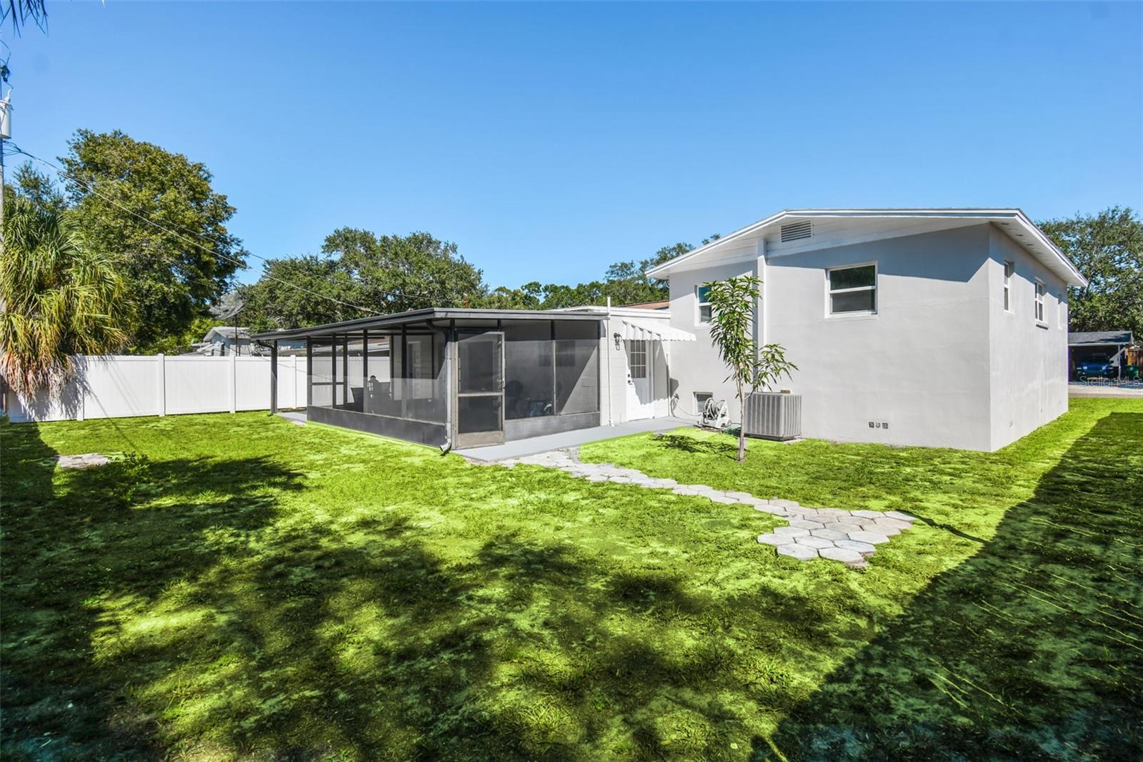 4523 S GAINES RD, TAMPA, FL, 33611