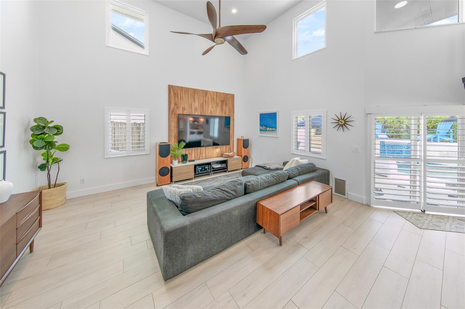 4009 S PENINSULA DR, WILBUR BY THE SEA, FL, 32127