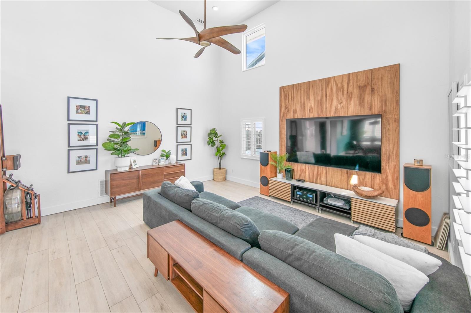 4009 S PENINSULA DR, WILBUR BY THE SEA, FL, 32127