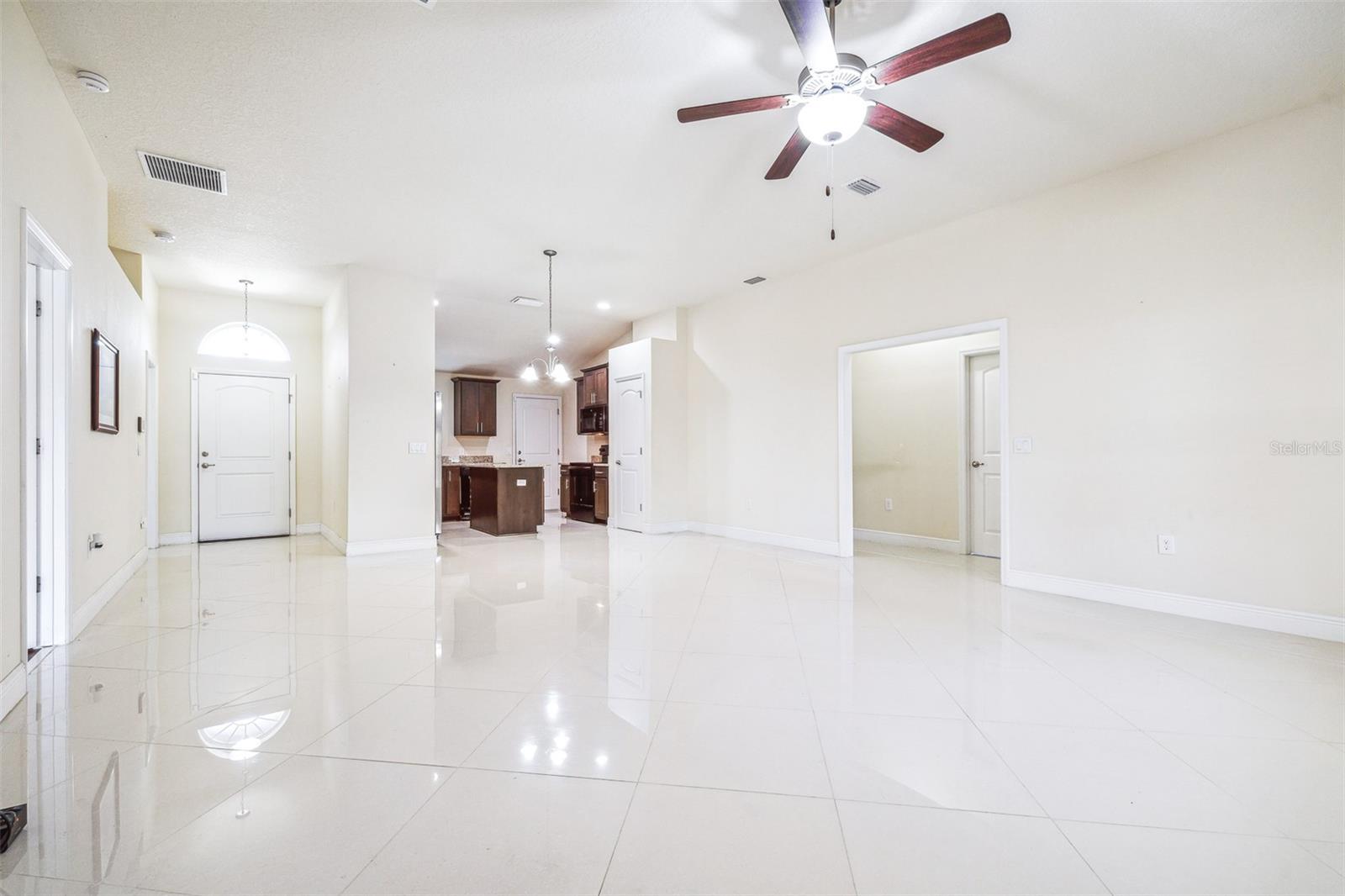 404 RIO GRANDE CT, POINCIANA, FL, 34759