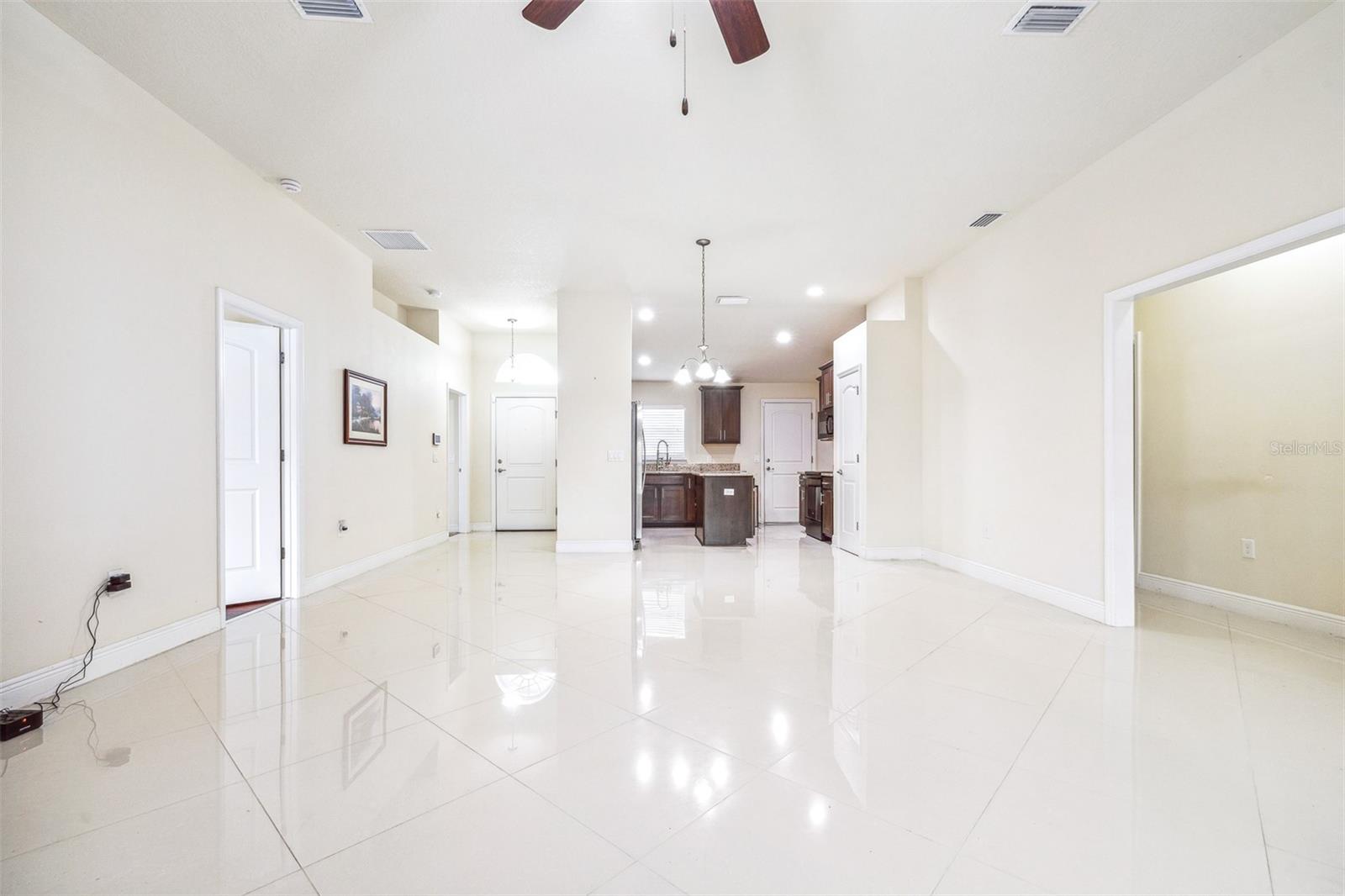 404 RIO GRANDE CT, POINCIANA, FL, 34759