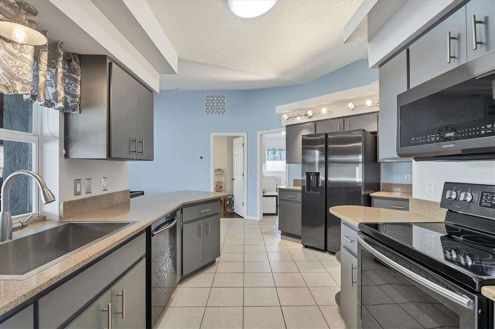 53 BROADMOOR LN, ROTONDA WEST, FL, 33947