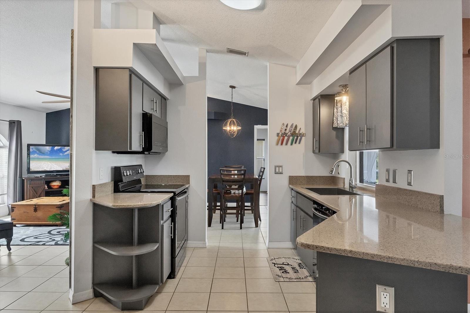 53 BROADMOOR LN, ROTONDA WEST, FL, 33947