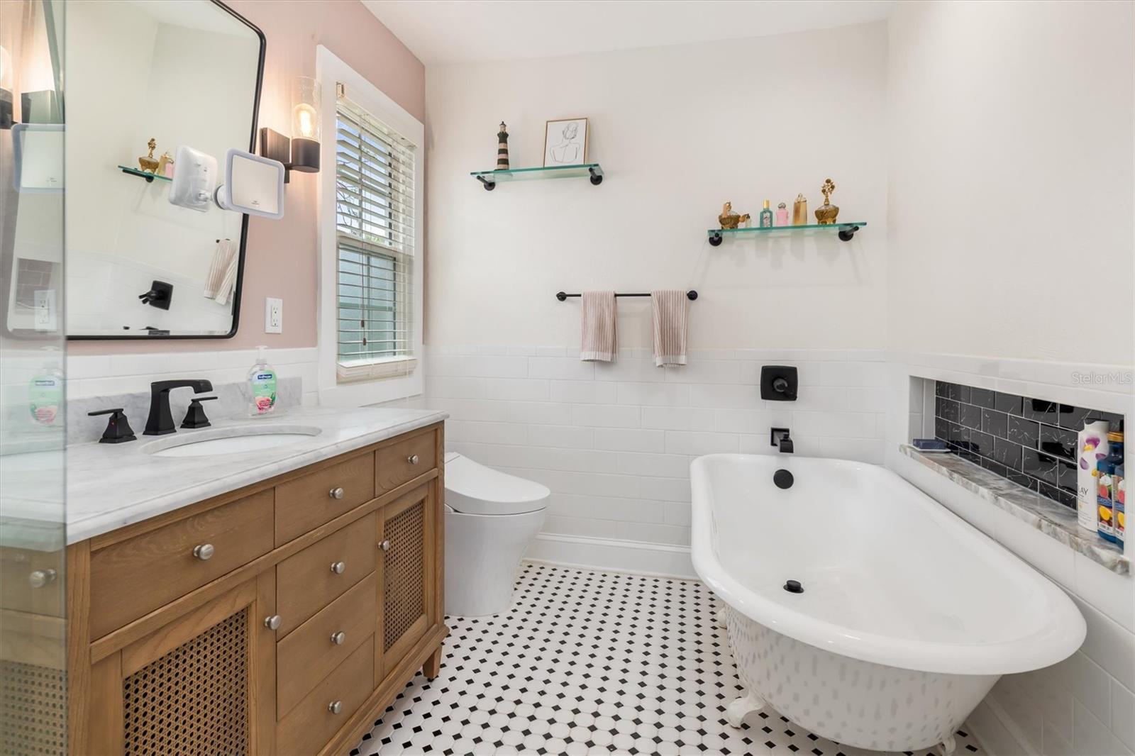 114 MCGREGOR ST, PUNTA GORDA, FL, 33950