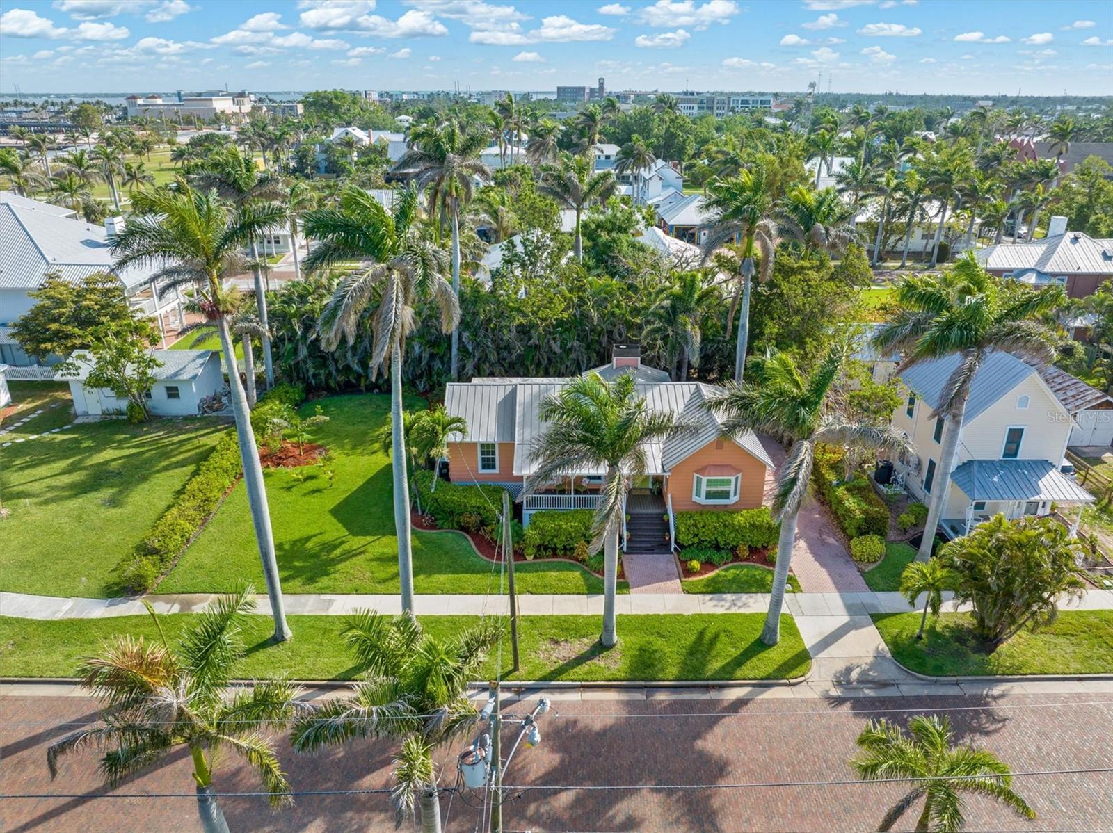 114 MCGREGOR ST, PUNTA GORDA, FL, 33950