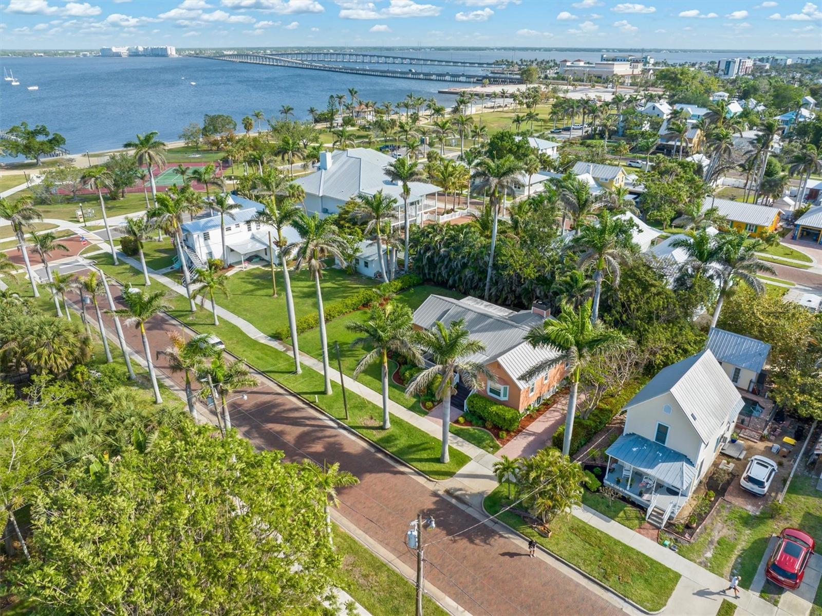 114 MCGREGOR ST, PUNTA GORDA, FL, 33950