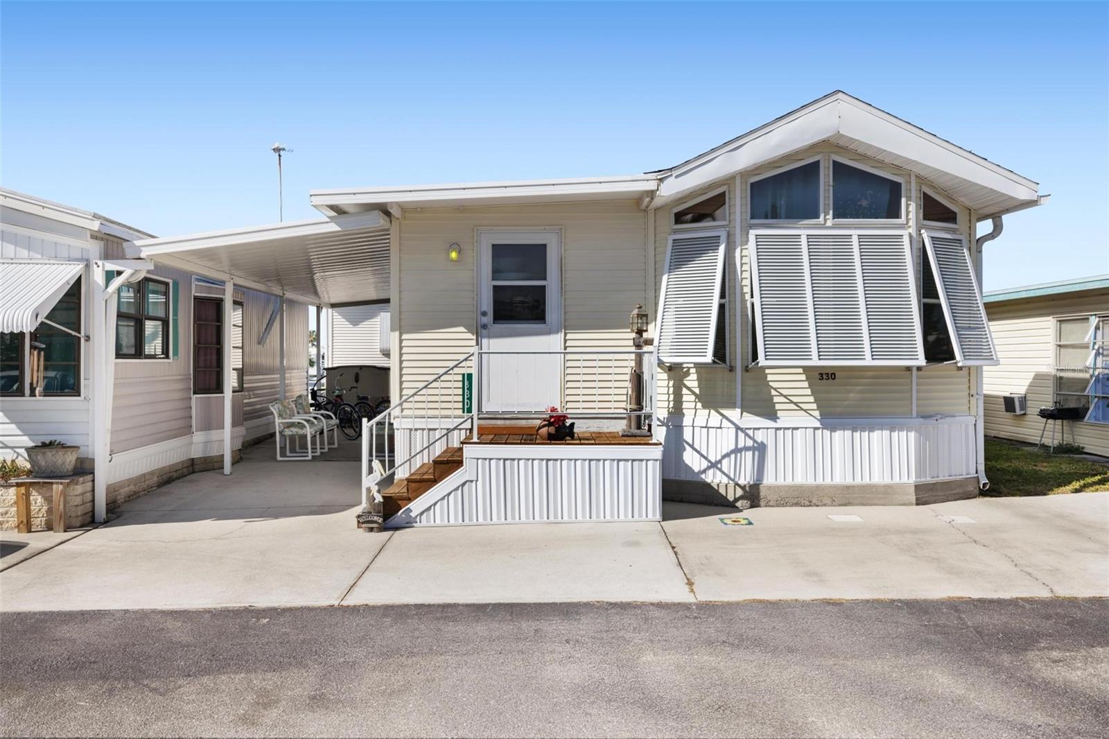 N6138327 Property Photo