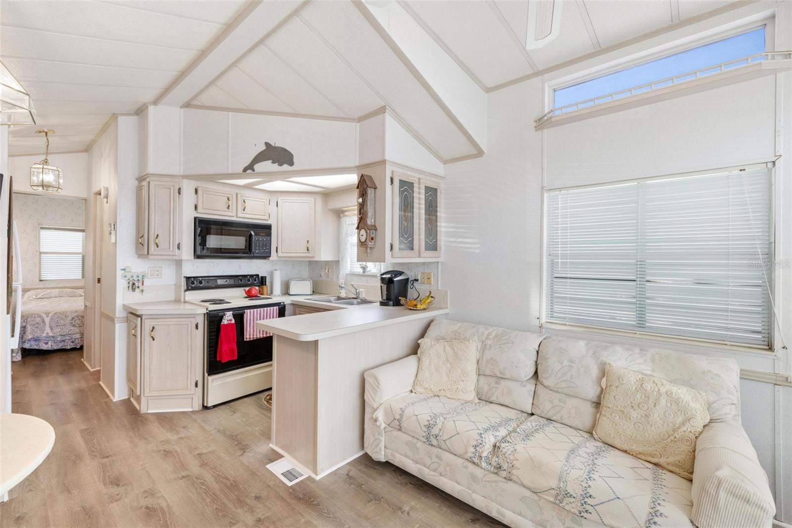 N6138327 Property Photo