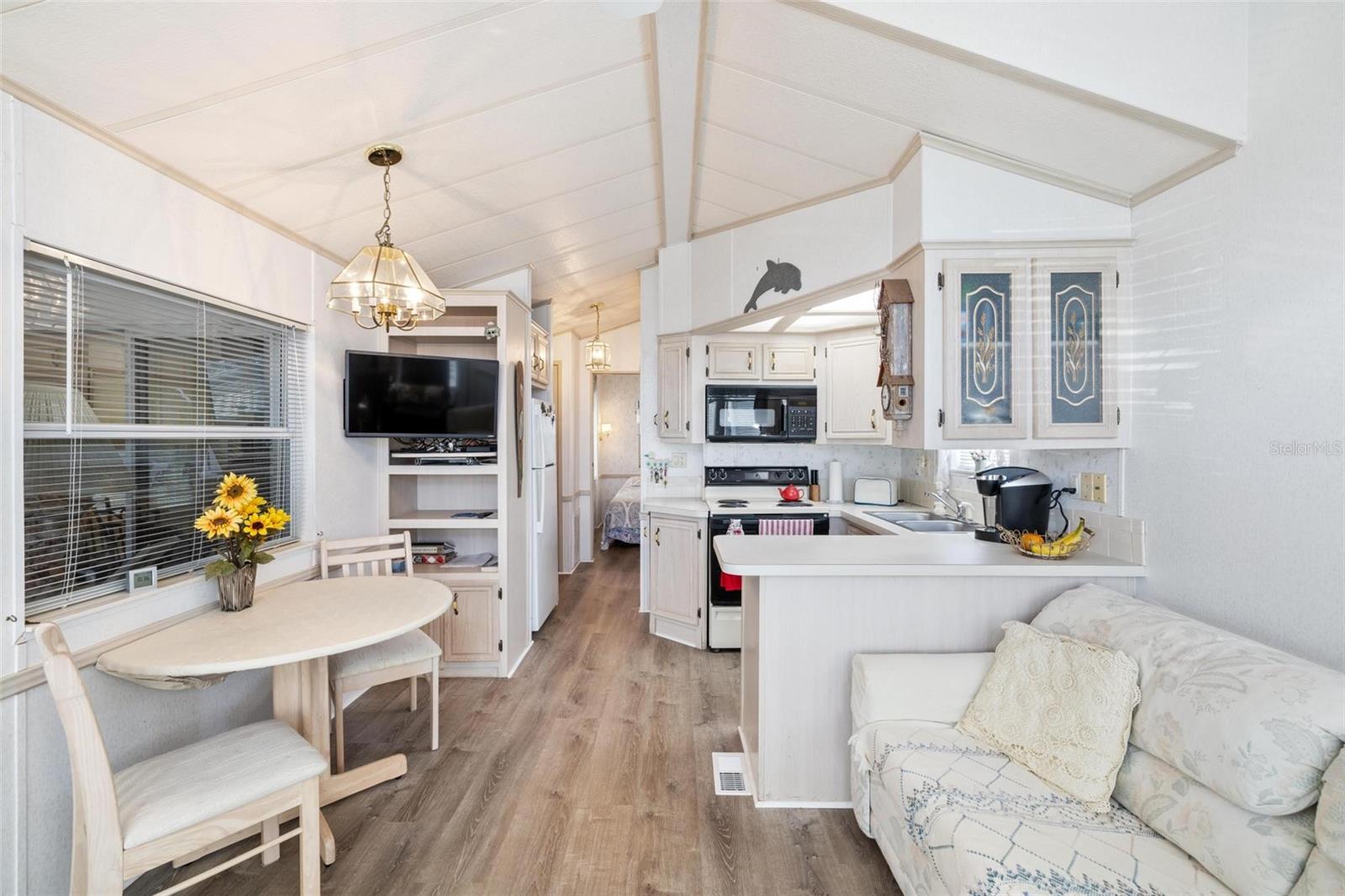 N6138327 Property Photo