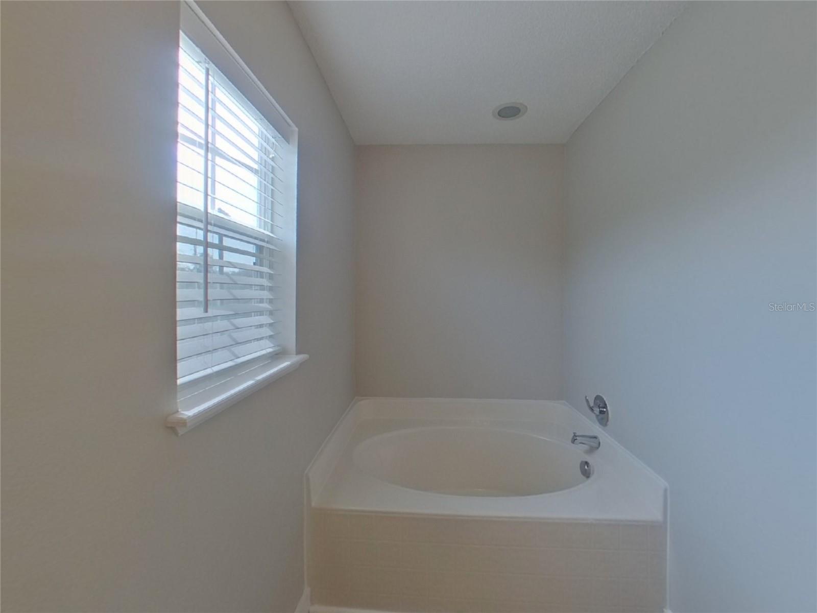 1215 BARDAHL AVE, SPRING HILL, FL, 34609