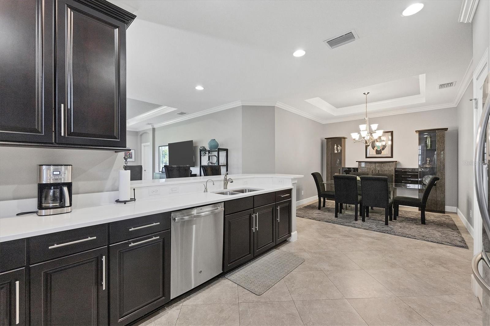 5879 CAVANO DR, SARASOTA, FL, 34231