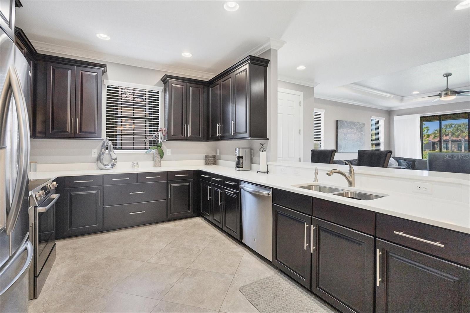 5879 CAVANO DR, SARASOTA, FL, 34231