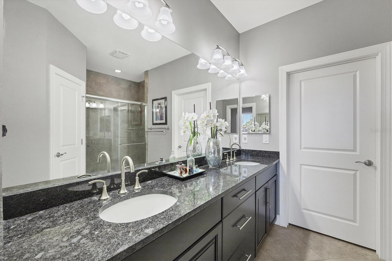 5879 CAVANO DR, SARASOTA, FL, 34231