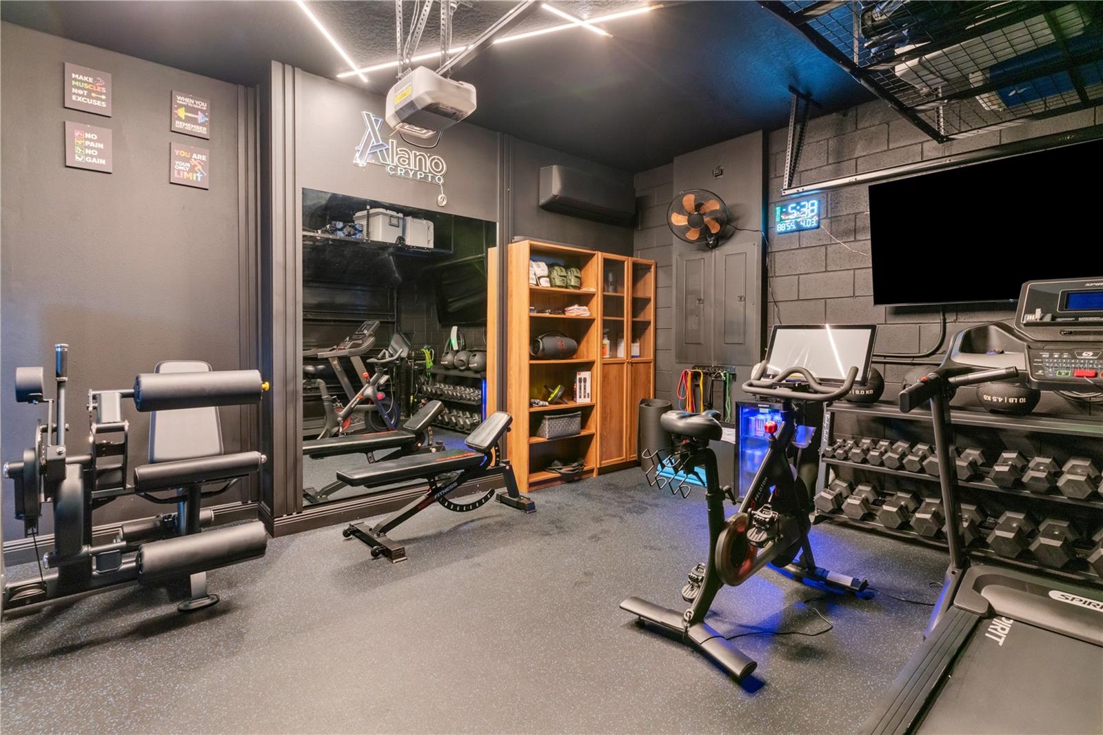 8109 LUDINGTON CIR, ORLANDO, FL, 32836