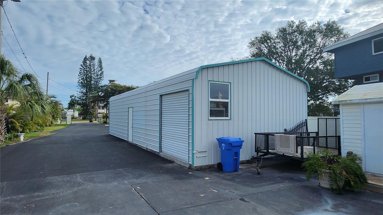 3302 W SHELL POINT RD, RUSKIN, FL, 33570