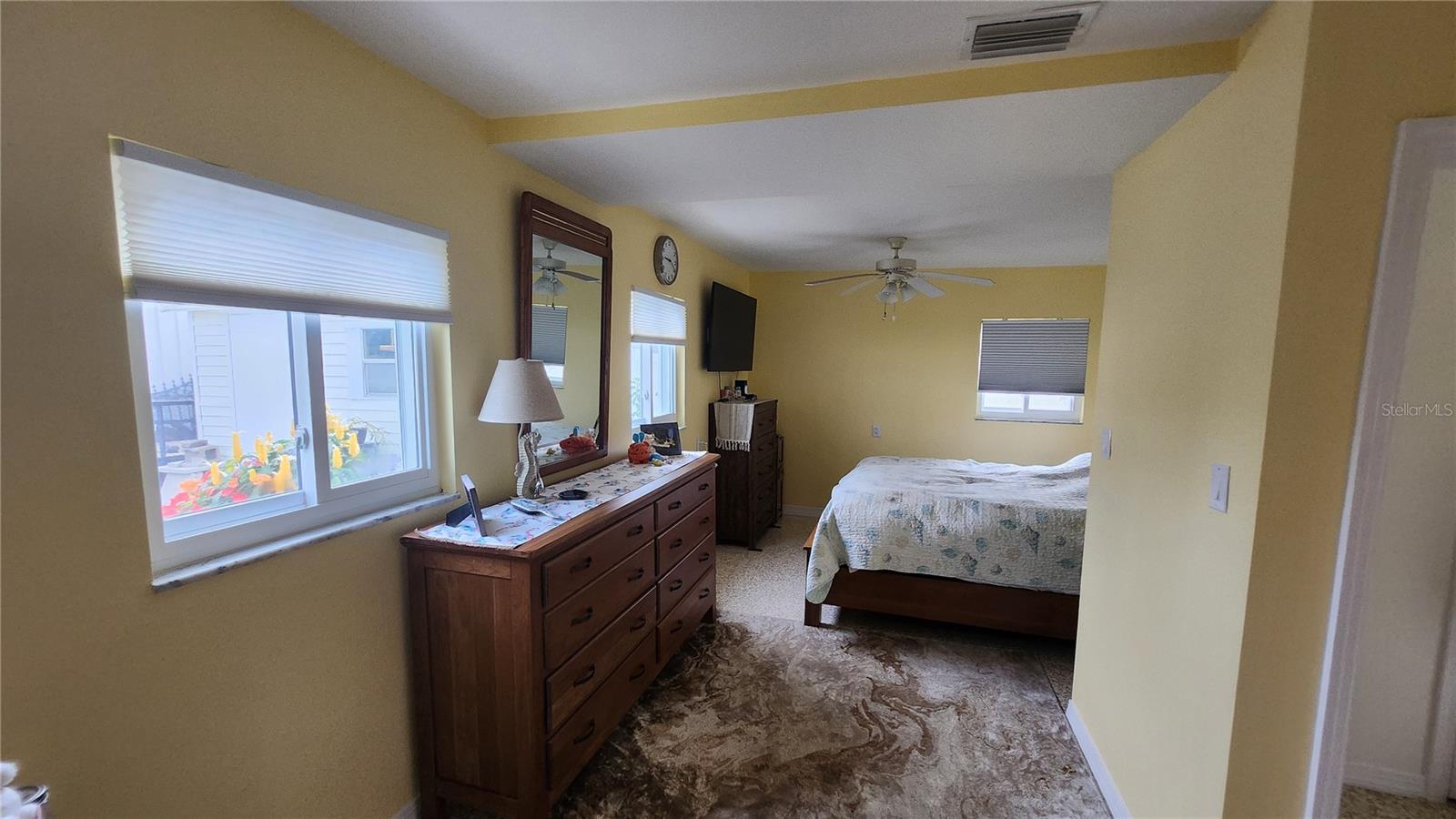 3302 W SHELL POINT RD, RUSKIN, FL, 33570