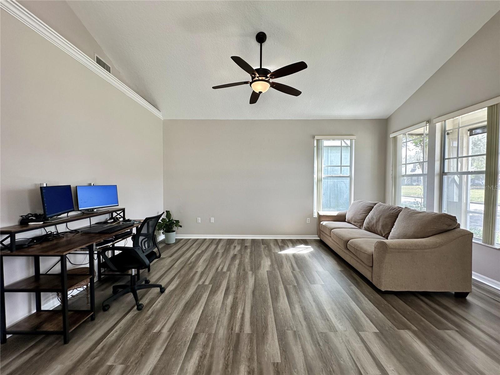 6212 ABBOTT STATION DR, ZEPHYRHILLS, FL, 33542