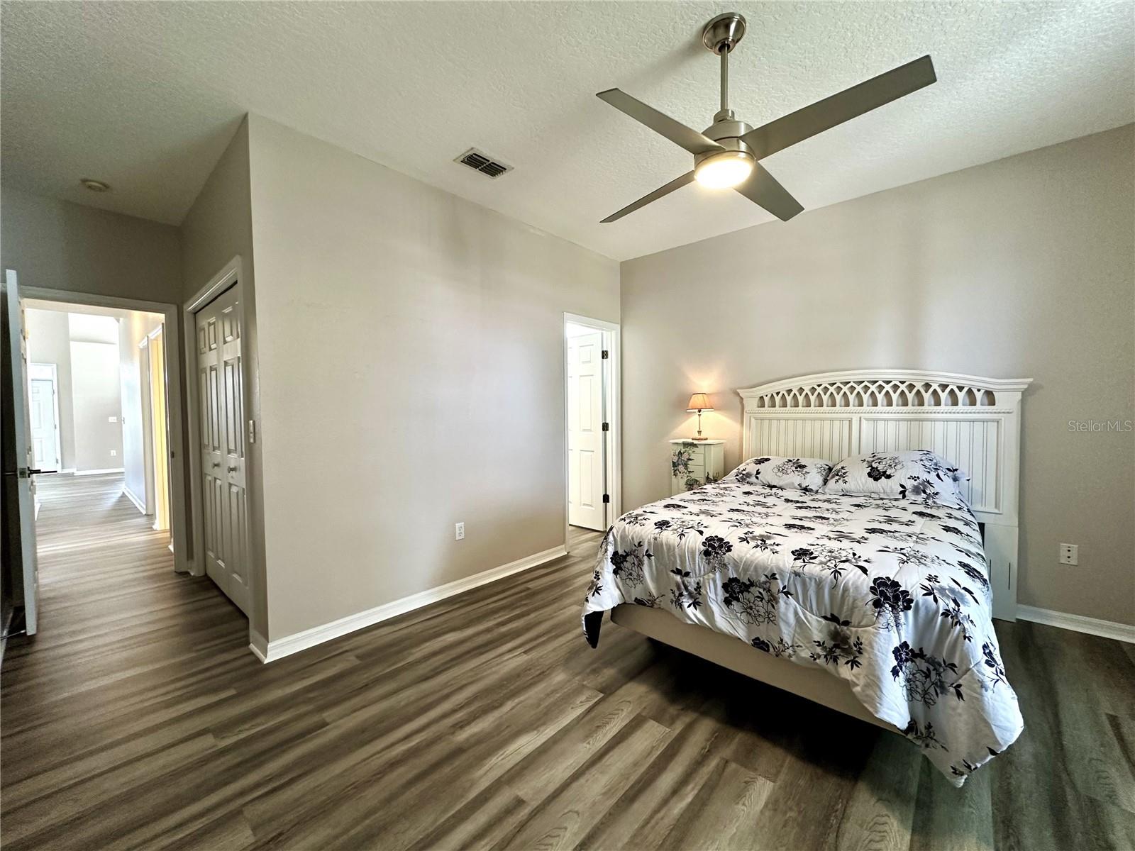 6212 ABBOTT STATION DR, ZEPHYRHILLS, FL, 33542