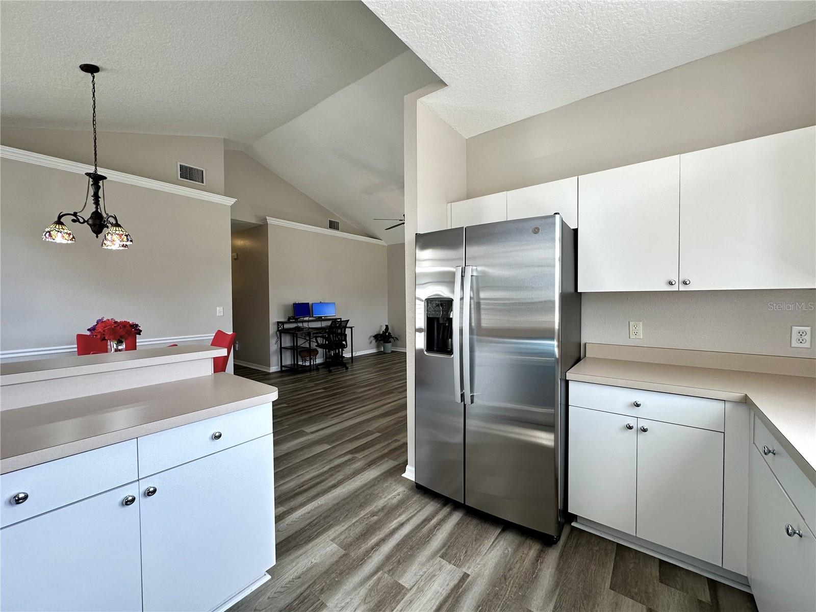 6212 ABBOTT STATION DR, ZEPHYRHILLS, FL, 33542