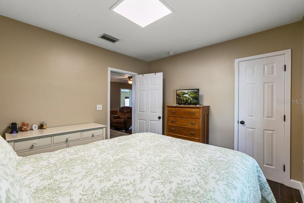 146 CREST BREEZE MNR, CRESCENT CITY, FL, 32112