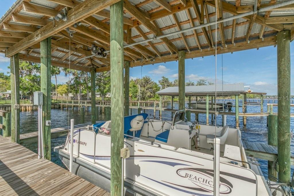 146 CREST BREEZE MNR, CRESCENT CITY, FL, 32112