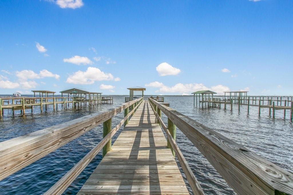 146 CREST BREEZE MNR, CRESCENT CITY, FL, 32112