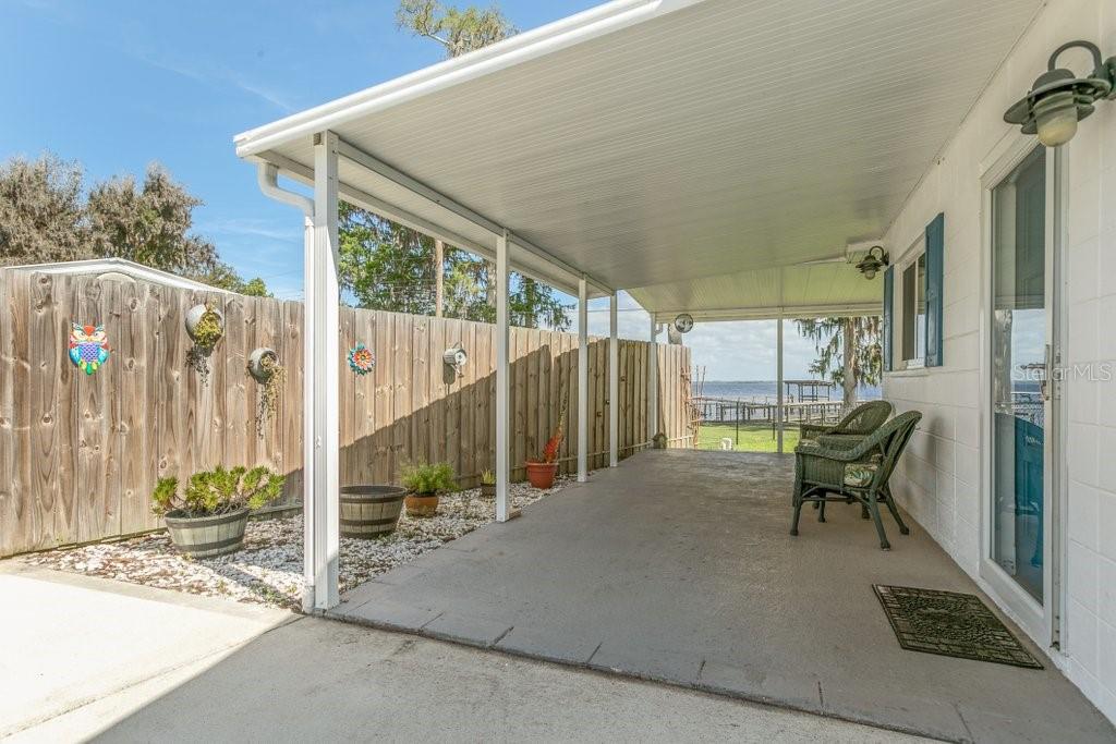 146 CREST BREEZE MNR, CRESCENT CITY, FL, 32112