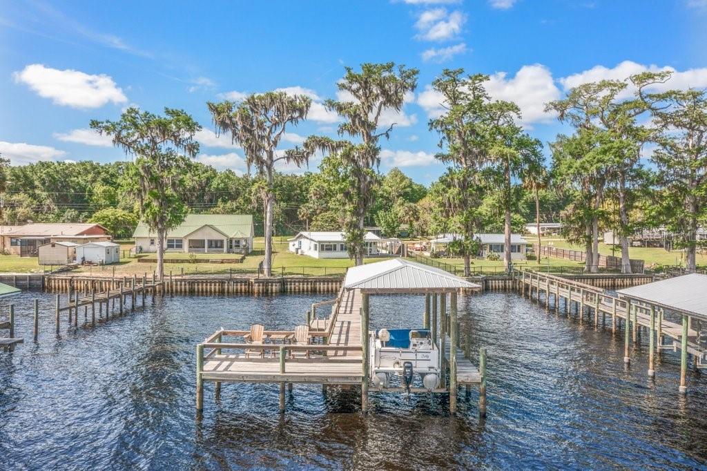 146 CREST BREEZE MNR, CRESCENT CITY, FL, 32112