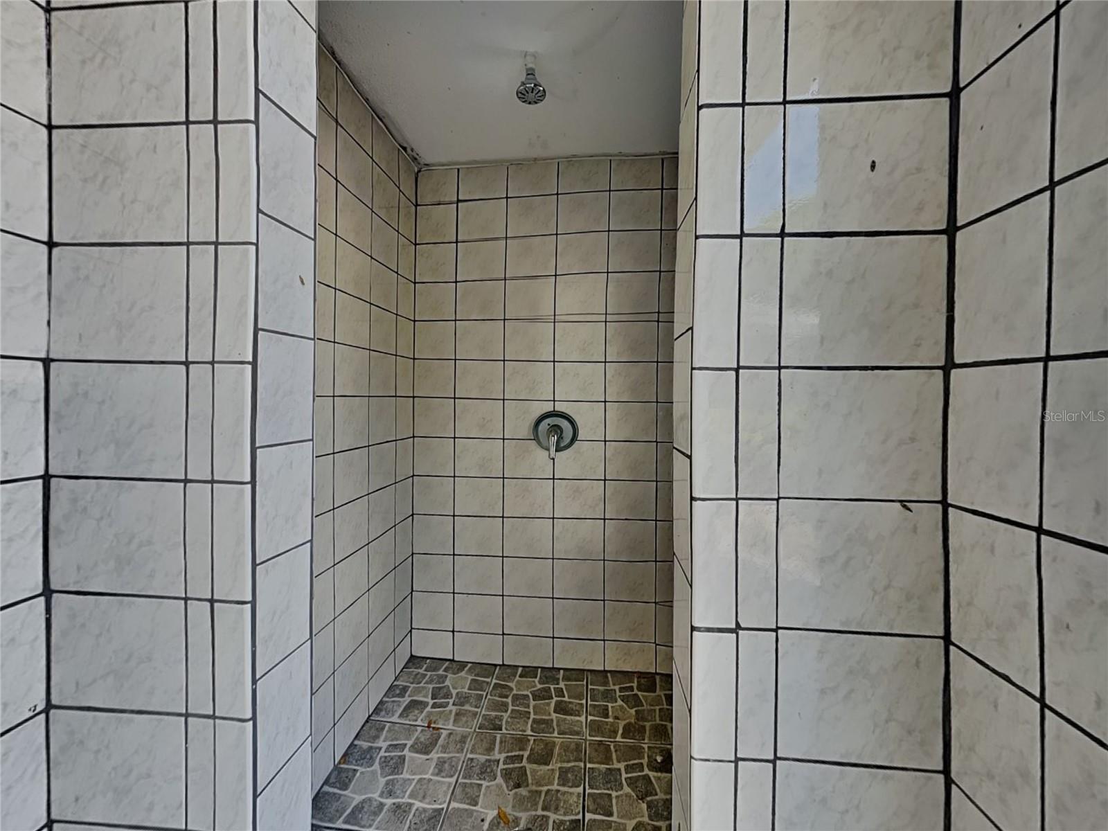 6014 FLORA TER, APOLLO BEACH, FL, 33572