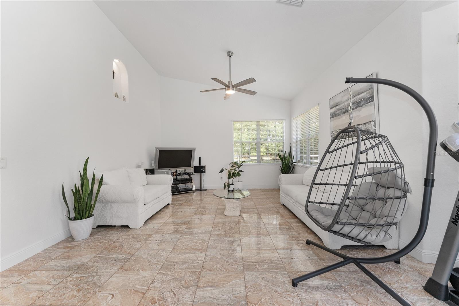 5819 NE 72ND ST, SILVER SPRINGS, FL, 34488