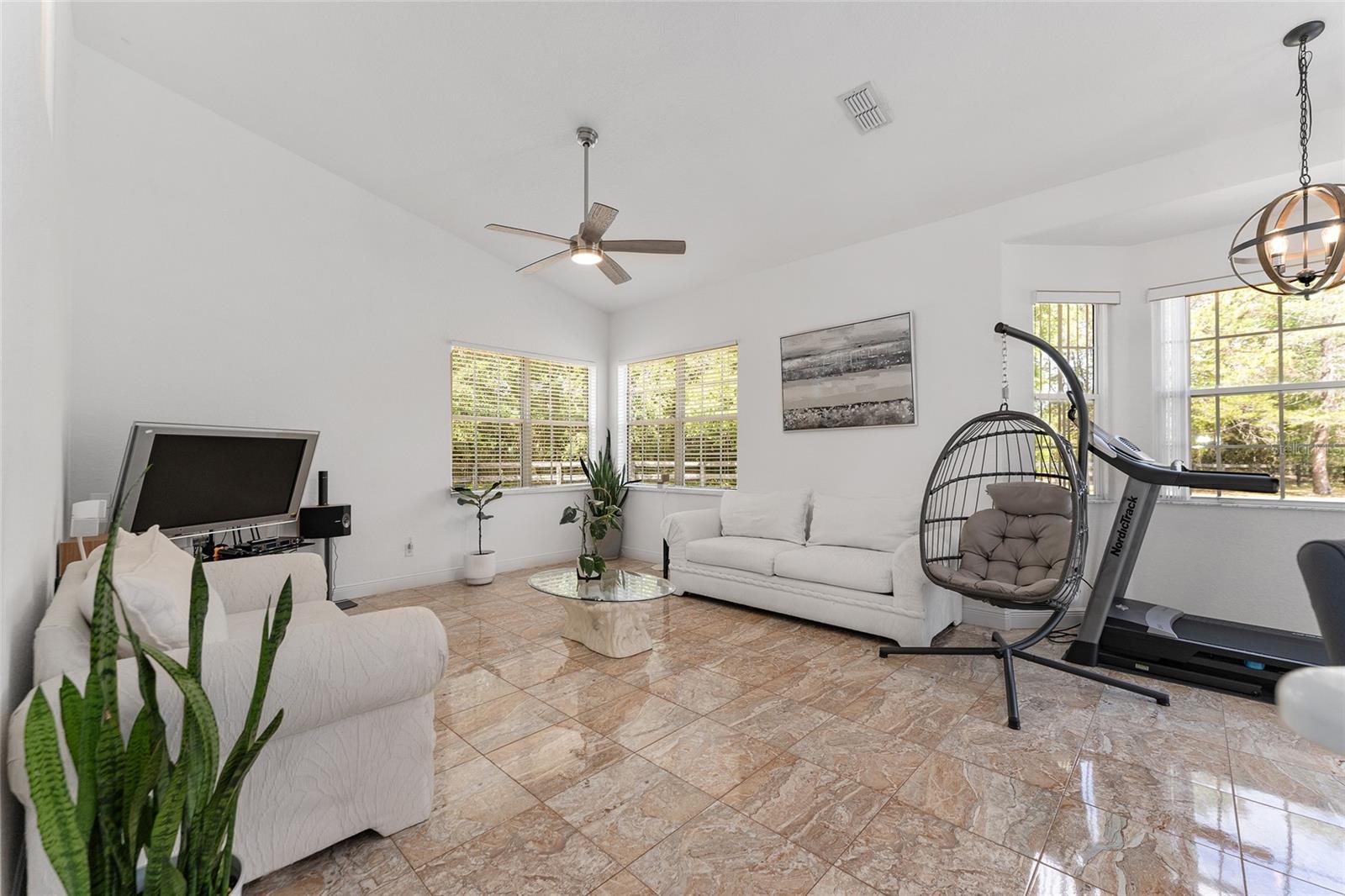 5819 NE 72ND ST, SILVER SPRINGS, FL, 34488