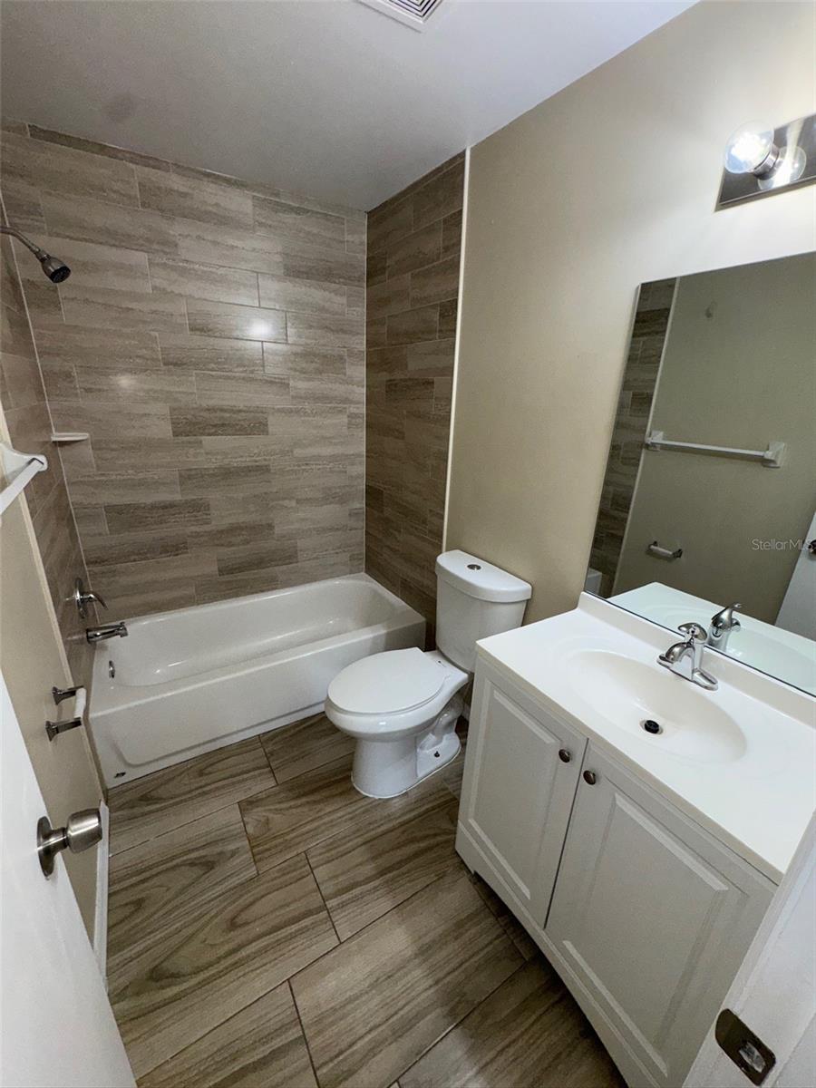 1422-1422 NE 17TH AVE, OCALA, FL, 34470
