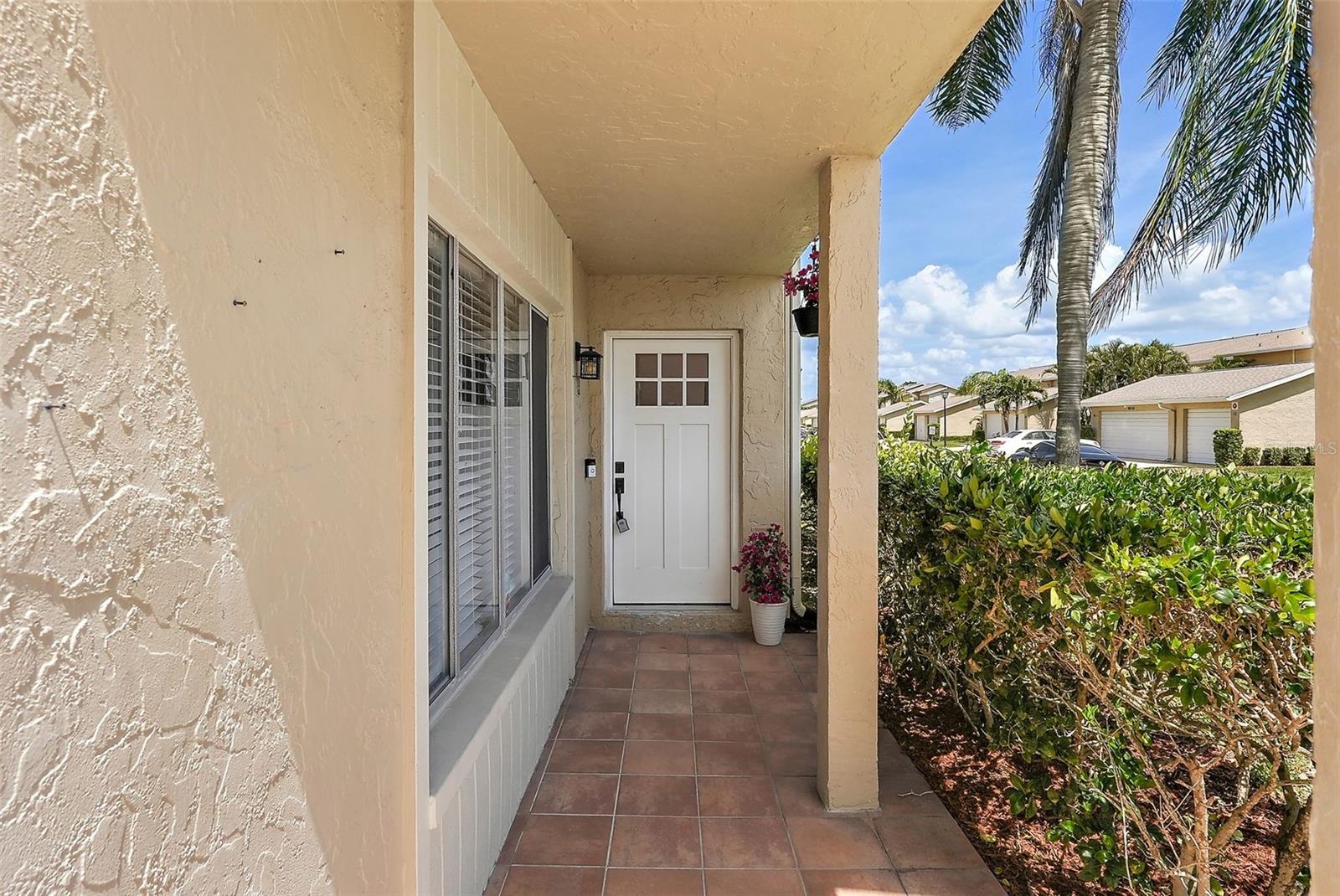 6490 CAPE HATTERAS WAY NE #4, ST PETERSBURG, FL, 33702