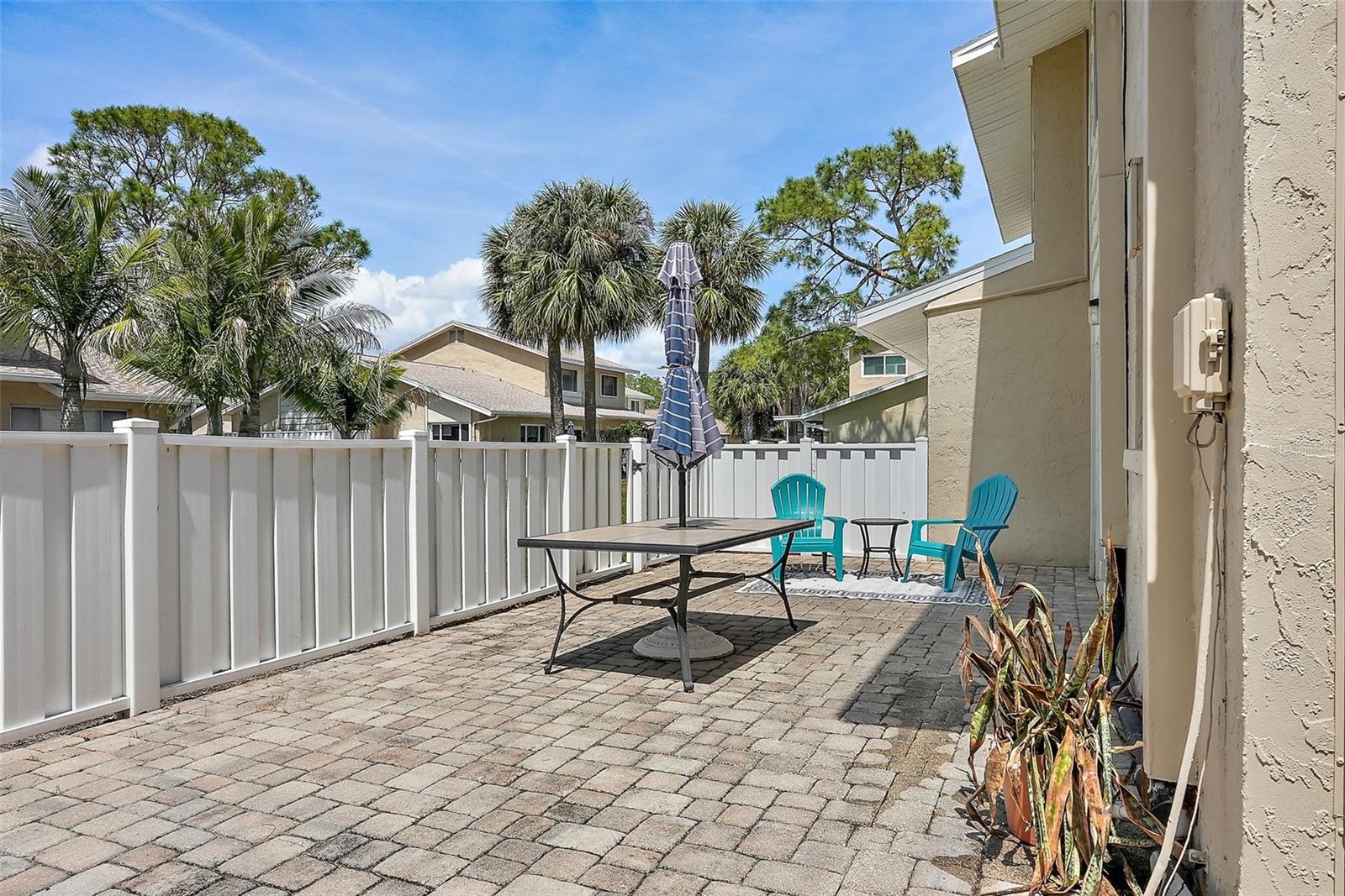 6490 CAPE HATTERAS WAY NE #4, ST PETERSBURG, FL, 33702