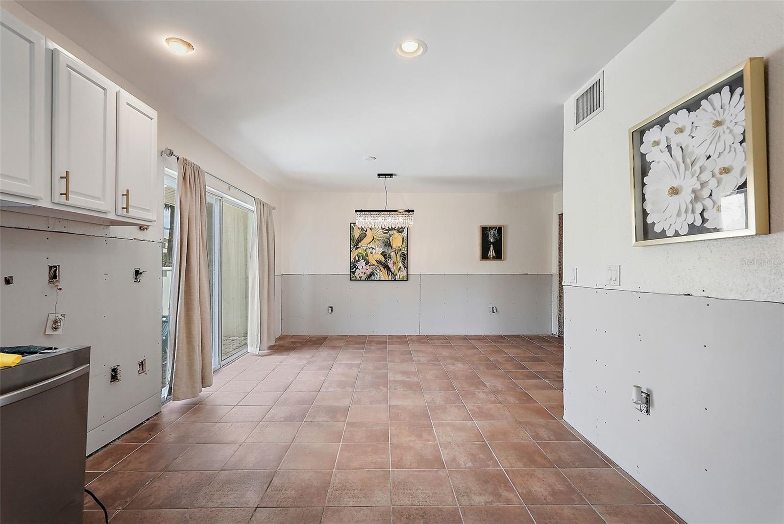 6490 CAPE HATTERAS WAY NE #4, ST PETERSBURG, FL, 33702