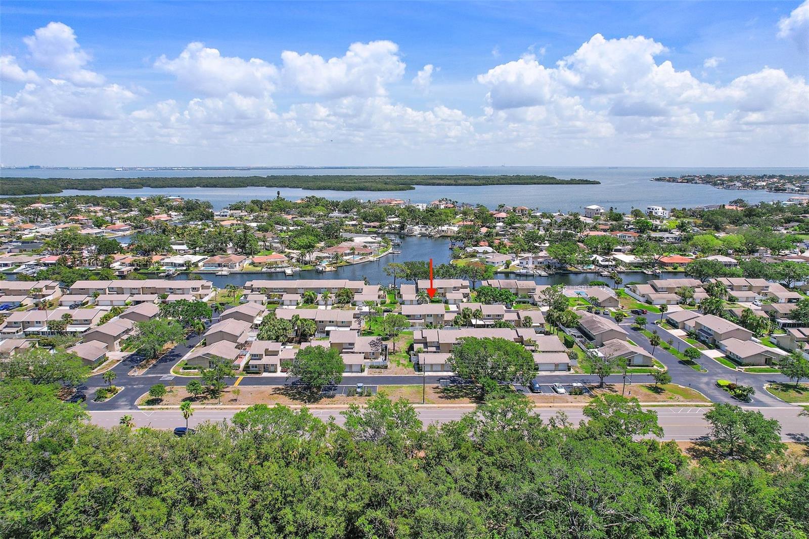 6490 CAPE HATTERAS WAY NE #4, ST PETERSBURG, FL, 33702