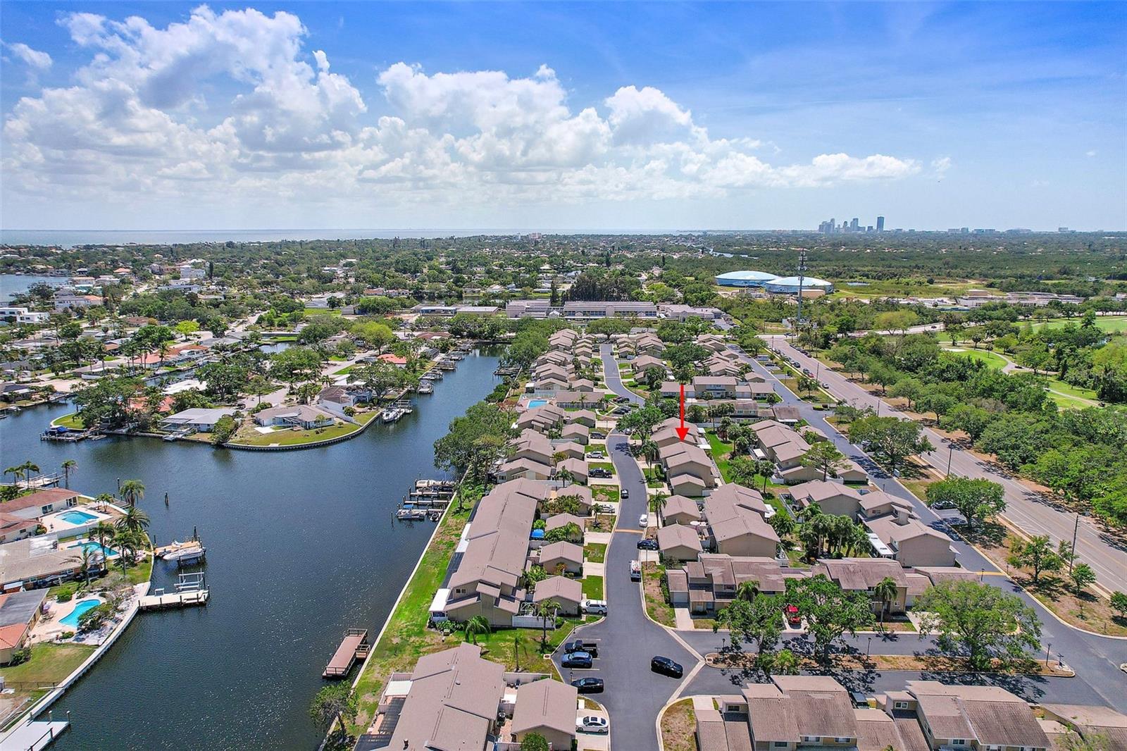 6490 CAPE HATTERAS WAY NE #4, ST PETERSBURG, FL, 33702